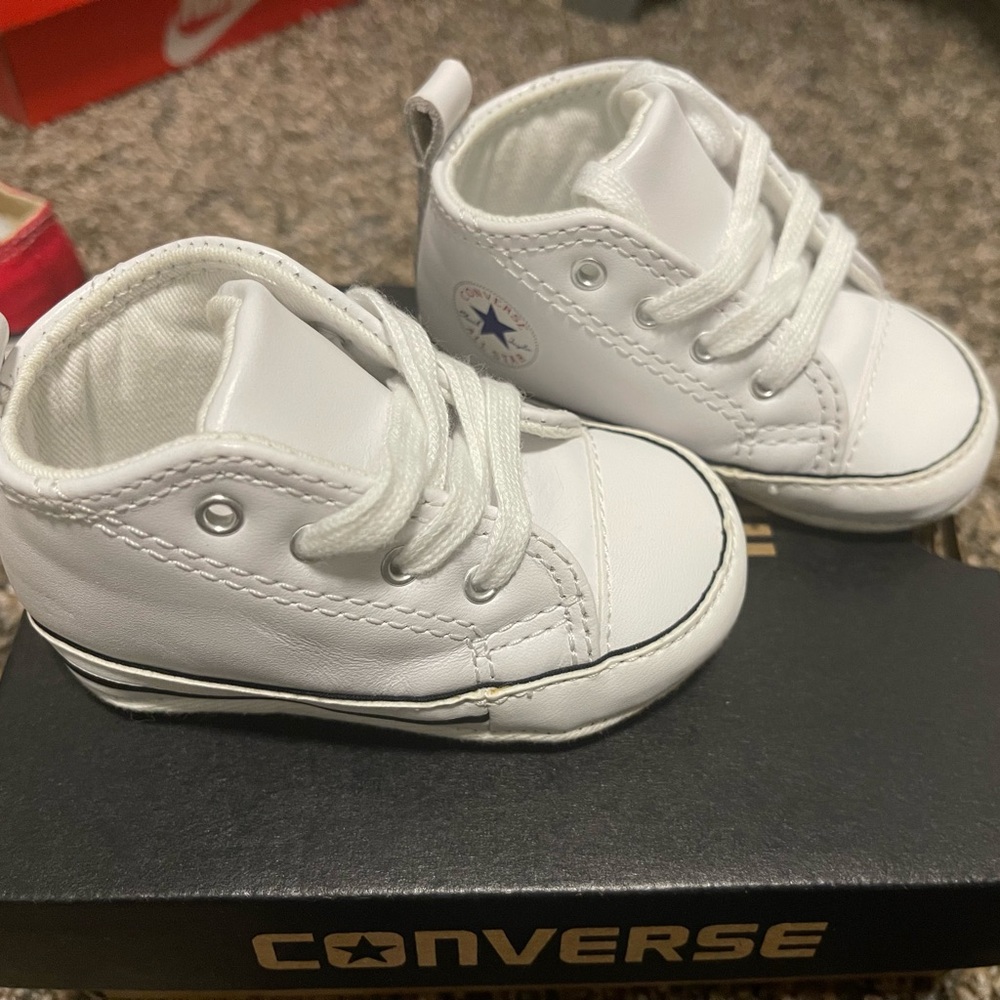 Converse soft soled baby shoes - 2